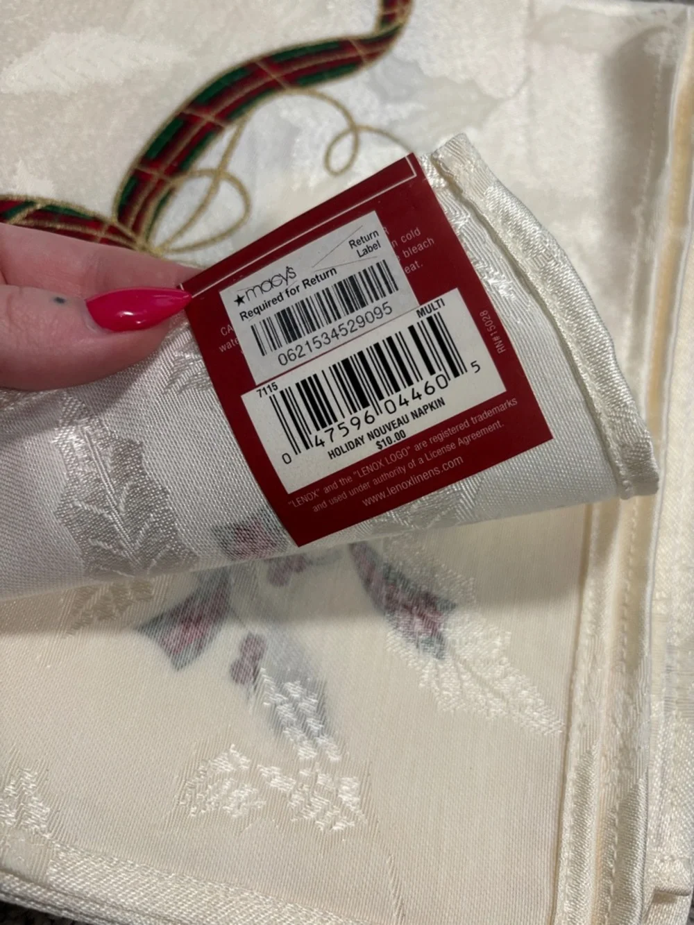 NWT Lenox Set Of 4 Holiday Nouveau Napkins